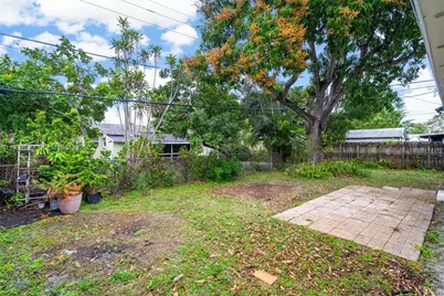 5655 NE 5th Ter #0, Oakland Park, FL 33334 - Photo 24