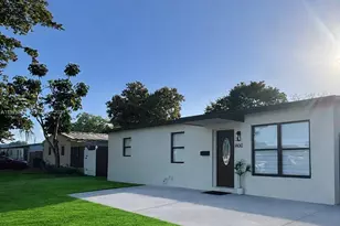 1400 N 70th Terrace, Hollywood, FL 33024 - Photo 1