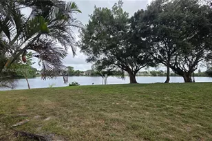 3360 Spanish Moss Terrace, Lauderhill, FL 33319 - Photo 44