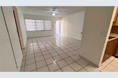 809 Twin Lakes Dr #32-A, Coral Springs, FL 33071 - Photo 8