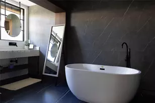 2500 Bayview Dr, Fort Lauderdale, FL 33305 - Photo 36