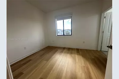 21089 NE 8th Ave, Miami, FL 33179 - Photo 30