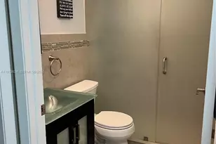 15640 SW 80th St, Miami, FL 33193 - Photo 10