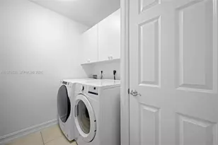 21009 NE 31st Ave, Aventura, FL 33180 - Photo 28