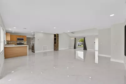 8695 SW 51st Pl, Cooper City, FL 33328 - Photo 12