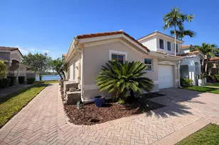 4760 SW 163rd Pl, Miami, FL 33185 - Photo 2