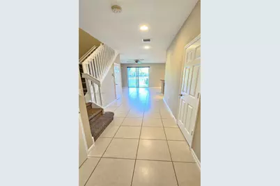 2014 Marsh Harbor Dr, Riviera Beach, FL 33404 - Photo 34