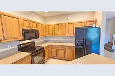 2014 Marsh Harbor Dr, Riviera Beach, FL 33404 - Photo 8