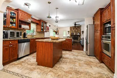 3400 SW 137th Ave, Miramar, FL 33027 - Photo 10