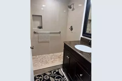 3680 Inverrary Dr #1T, Lauderhill, FL 33319 - Photo 10