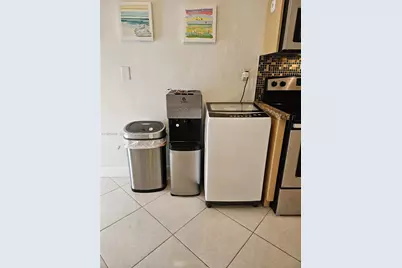 7400 Harding Ave #22, Miami Beach, FL 33141 - Photo 18