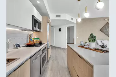 121 NE 34th St #2104, Miami, FL 33137 - Photo 12