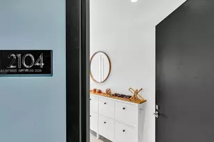 121 NE 34th St, Miami, FL 33137 - Photo 2