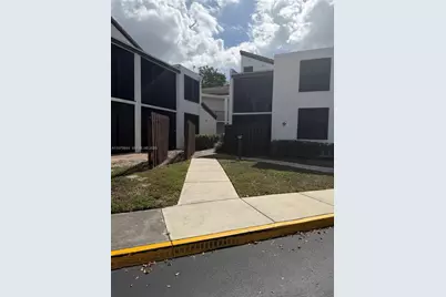 215 Lake Pointe Dr #211, Oakland Park, FL 33309 - Photo 28