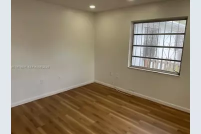 800 NW 29th Ter, Miami, FL 33127 - Photo 4