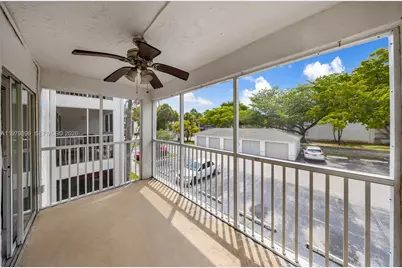 5760 Rock Island Rd #321, Tamarac, FL 33319 - Photo 26