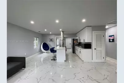 12475 NW 10th Ave, North Miami, FL 33168 - Photo 8