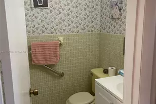 5300 Washington St, Hollywood, FL 33021 - Photo 14