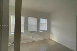 1060 NW 47th St, Miami, FL 33127 - Photo 10