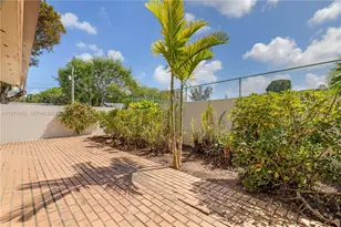 7010 SW 66th Ave, South Miami, FL 33143 - Photo 32