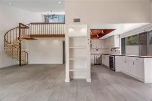 7010 SW 66th Ave, South Miami, FL 33143 - Photo 6
