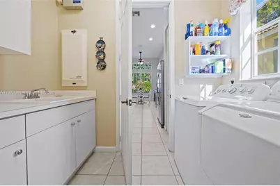 132 Via Castilla, Jupiter, FL 33458 - Photo 22