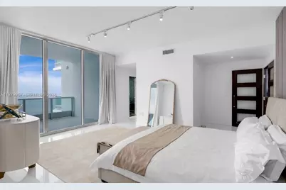 900 Biscayne Blvd #PH6109, Miami, FL 33132 - Photo 22