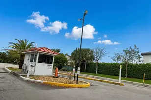 2841 Somerset Dr, Lauderdale Lakes, FL 33311 - Photo 12