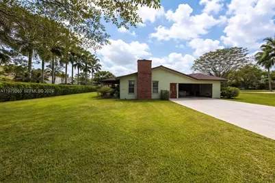 16981 SW 276th St, Homestead, FL 33031 - Photo 4