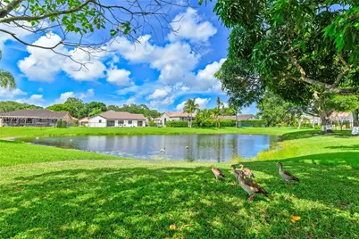 3562 W Southern Orchard Rd W, Davie, FL 33328 - Photo 42