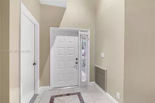 3562 W Southern Orchard Rd W, Davie, FL 33328 - Photo 8