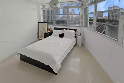 801 Brickell Bay Dr #1070, Miami, FL 33131 - Photo 26