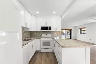 13745 SW 84th St, Miami, FL 33183 - Photo 12
