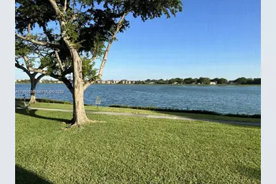 20850 San Simeon Way #105-5, Miami, FL 33179 - Photo 34