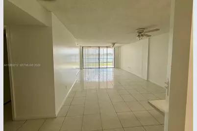 20850 San Simeon Way #105-5, Miami, FL 33179 - Photo 10