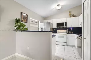 8269 SW 157th Pl, Miami, FL 33193 - Photo 18