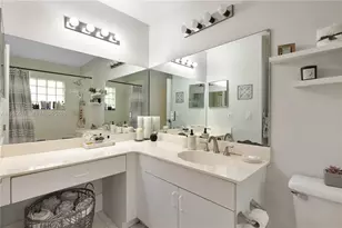 8269 SW 157th Pl, Miami, FL 33193 - Photo 14