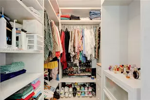 88 SW 7th St, Miami, FL 33130 - Photo 32