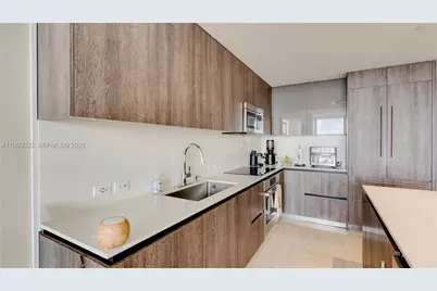 88 SW 7th St #2706, Miami, FL 33130 - Photo 26