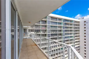 7601 E Treasure Dr, North Bay Village, FL 33141 - Photo 12