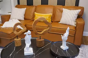 1419 N 16th Ct, Hollywood, FL 33020 - Photo 6