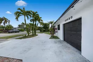10020 SW 83rd St, Miami, FL 33173 - Photo 26