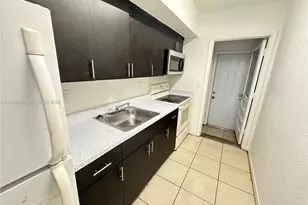 148 NW 14th Way, Dania Beach, FL 33004 - Photo 28