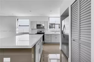 225 NW 40th Ct, Miami, FL 33126 - Photo 12