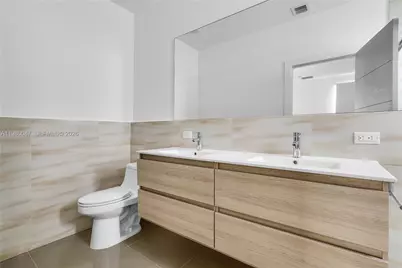 225 NW 40 Ct, Miami, FL 33126 - Photo 18