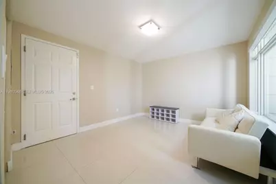 2729 NE 184th Ln #2729, Aventura, FL 33160 - Photo 2