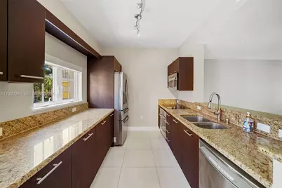 2729 NE 184th Ln #2729, Aventura, FL 33160 - Photo 6