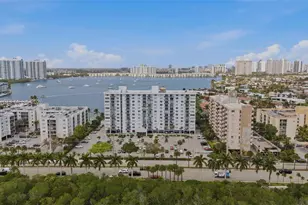 2841 NE 163rd St, North Miami Beach, FL 33160 - Photo 34