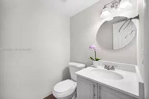 9133 Fontainebleau Blvd, Miami, FL 33172 - Photo 22