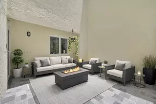 9133 Fontainebleau Blvd, Miami, FL 33172 - Photo 4